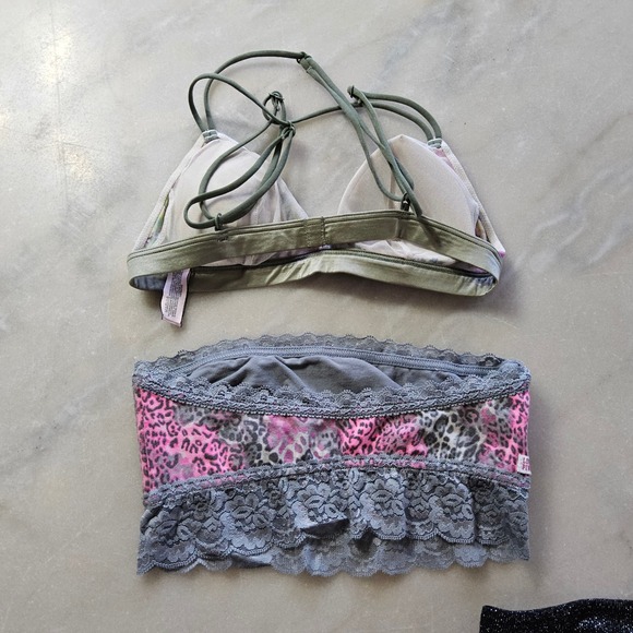 Shein Victoria's Secret PINK XS Crop Top Bralette Bundle - Picture 6 of 9